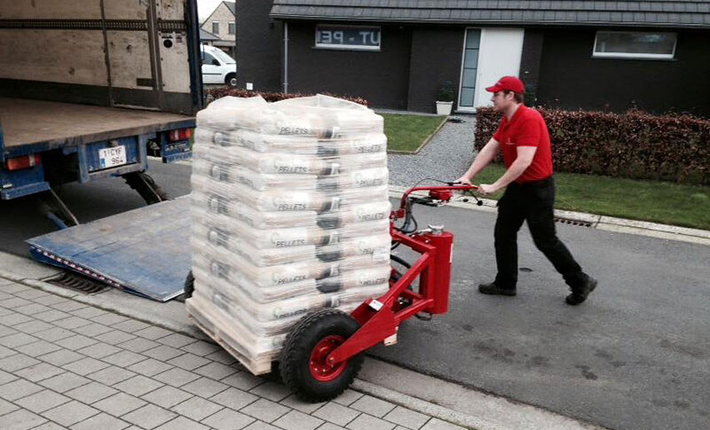 Gemakkelijke thuislevering van pellets aan de deur.
